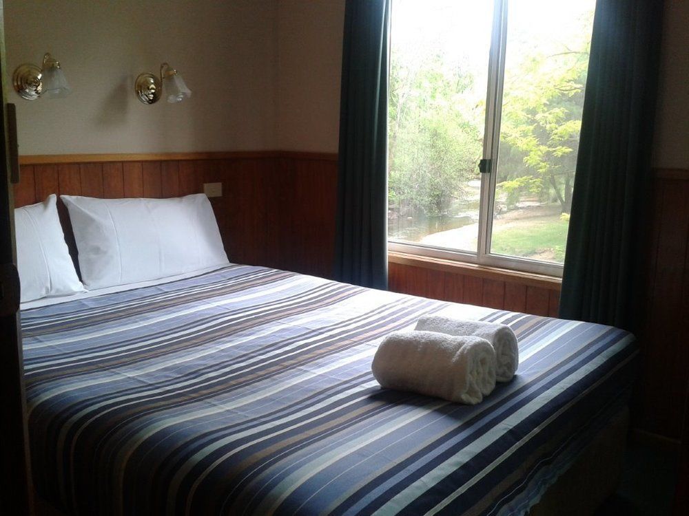 Nrma Bright Holiday Park Esterno foto